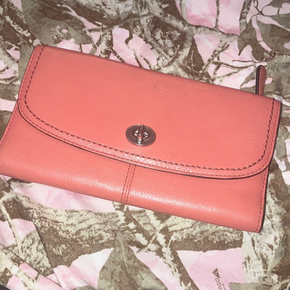 Coach Coral Leather Turn-Lock Wallet